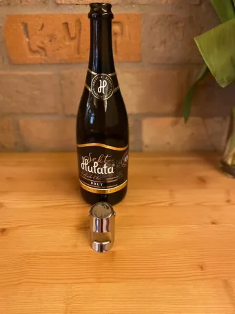 Zátka na sekt